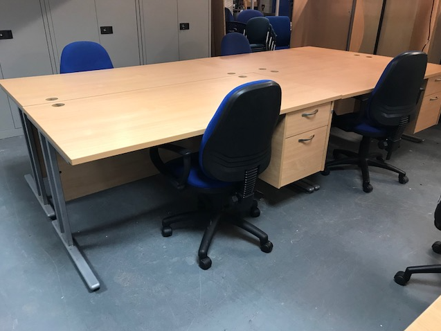 如何选择板式办公家具,避免坑的五个技巧(图1) 如何选择板式办公家具,避免坑的五个技巧(图1)