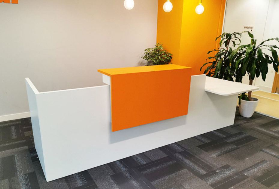 二手办公接待台实拍图 二手办公接待台实拍图